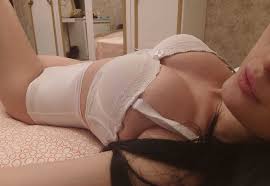 Escort Yasemin Gündoğanda Sizi Bekliyor